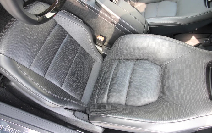 Mercedes-Benz Klasa E cena 151500 przebieg: 20720, rok produkcji 2010 z Mogielnica małe 466